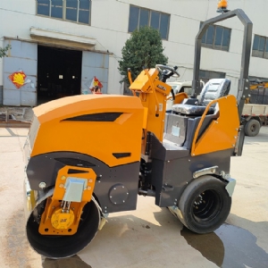 ST2500C--2.5 Ton Pneumatic Tyre Combination Road Roller